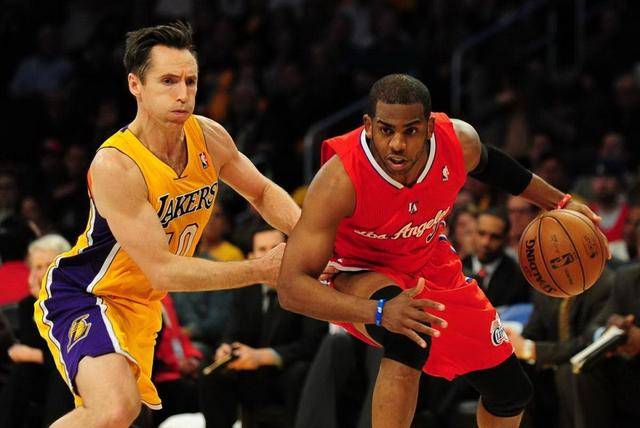 因此他的形 因此他的形